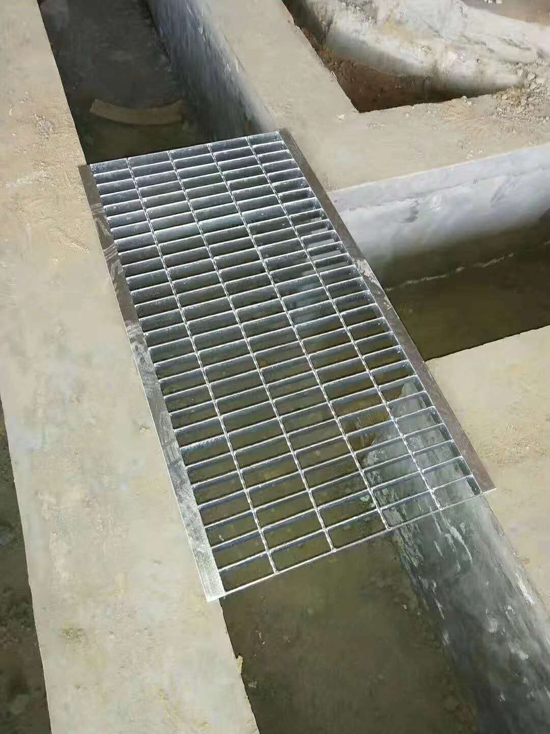 不銹鋼水溝蓋板
