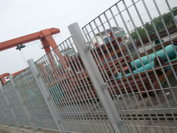 隔離柵